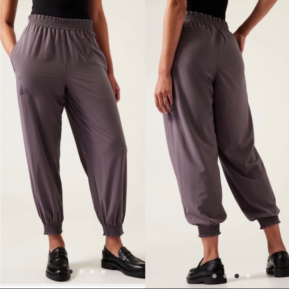 Athleta Savannah Jogger Purple size 4 - brand new